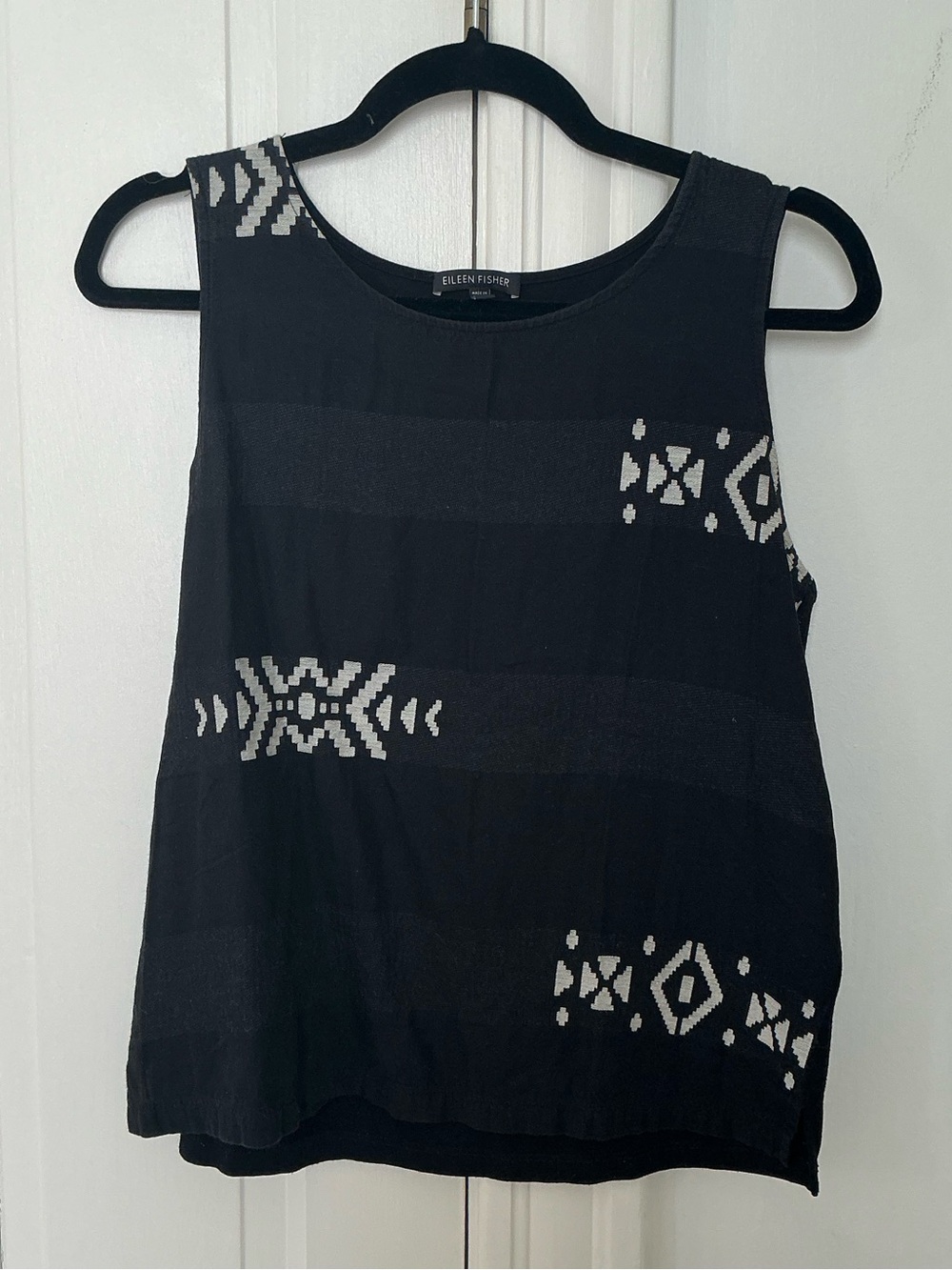 EILEEN FISHER Black Tank Top with Cream Geometric Motif